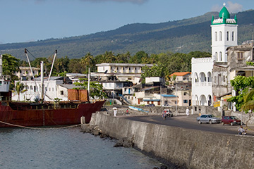 莫羅尼機場三字代碼(YVA)_Moroni空運機場,科摩羅機場
