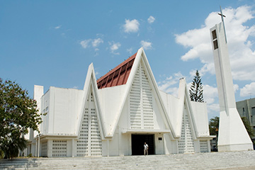 福亞機場三字代碼(FOY)_Foya空運機場,利比里亞機場